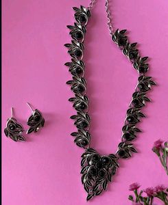 Oxidized Necklace And Earrings Set