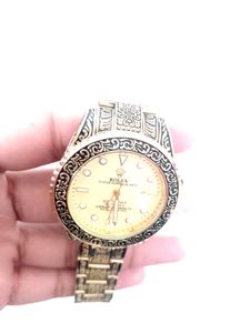 Ornate Gold Rolex Oyster Perpetual Date