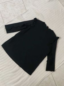 ZARA BLACK TOP