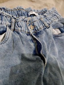 High-Waisted Mom-fit Jeans with free pink crop top