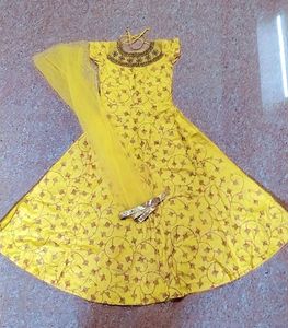 Neck Sequence Yellow Wedding Gown/ Party Wear