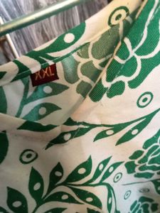 Green floral short kurti top  for women