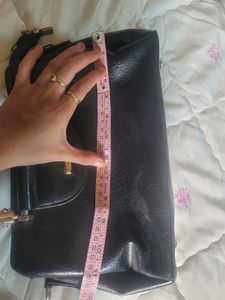 Chic Black Handbag