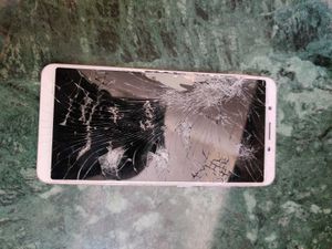 Vivo Y71 (Screen Damage)