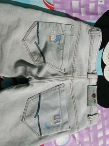 Light Wash Denim Jeans