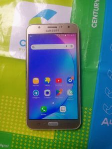 Samsung J7 4g Vintage Phone