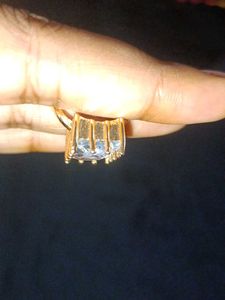 Elegant Gold Ring