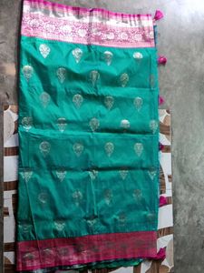sea green saree with pink colour combination