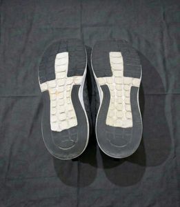 Campus Men’s Black Running Shoes