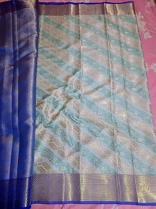 New Elegant Striped Saree With Running Blouse