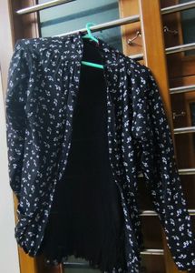 Black Full Sleeve Shrug With Pockets
