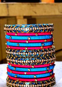 Plue With Pink Slik Thread Bangles