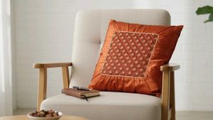 Decorative Cushion Cover
