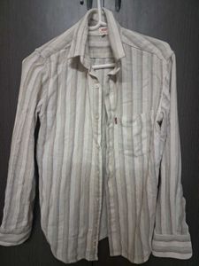 Striped Levi&#39;s Shirt