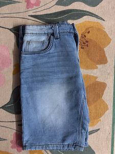BLUE DENIM SHORTS