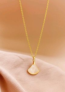 Any 1 Necklaces For Women In Black  Red Green Pink