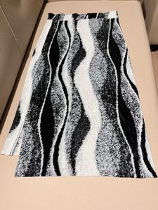 Abstract Print  Skirt