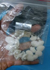 Shell &amp; Pearl Earrings
