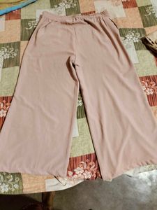 Fig  Wide Leg Pants