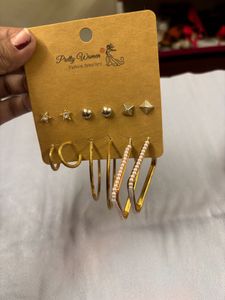 Pearls Hoop Earrings Set