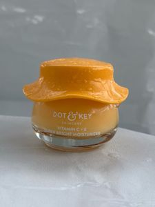 Dot &amp; Key Super Bright Moisturizer