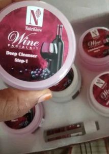NutriGlow Wine Facial Kit
