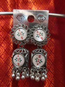 Beautiful 2 Sets Earrings  ✨ For Preity Girls 🥰