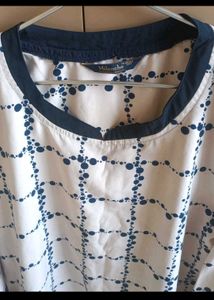 Patterned Casual High-Low Top