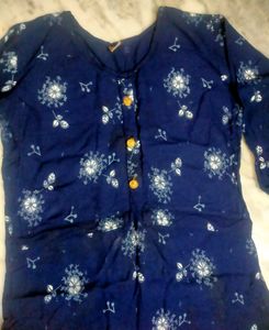 Pack Of 4 Kurtis