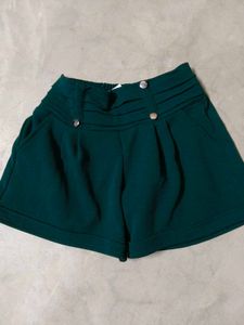 Green Short Pants