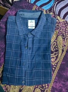 WROGN Men's LARGE Navy Blue Checkered Shirt