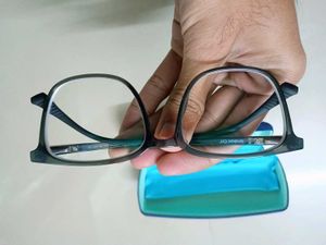 Lenskart Airflex Unisex Eyeglasses