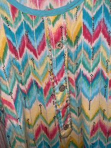 Pakistani Stylish Printed Kurta Set