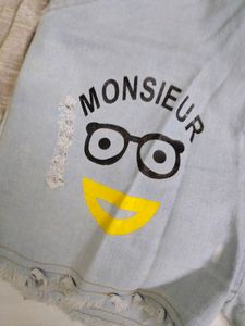 DENIM SHORTS