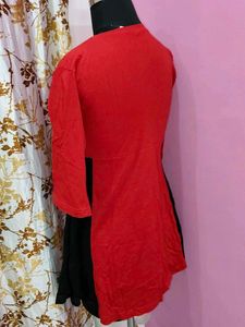 Red Graphic Print Top