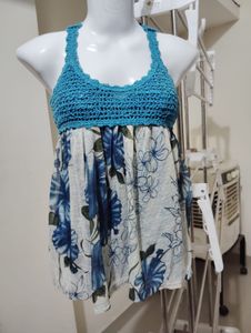 Size S- Floral Crochet Tank Top