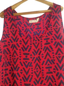 Red &amp; Black Print Tank Top