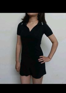 Riped Tennis Black Dress