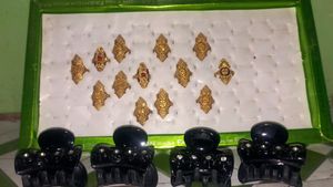 Jhumki Set