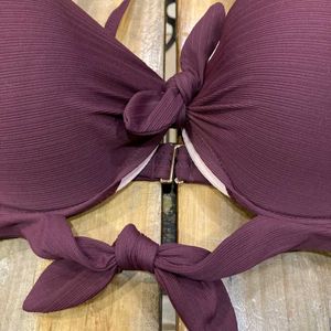 Sale 🎉✨Burgundy Bikini Top. 34DD