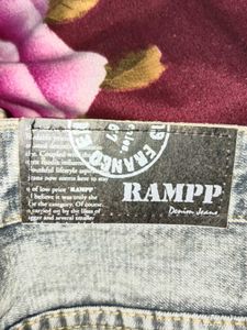 "RAMP" VINTAGE FLARED JEANS