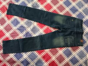 Casual Blue Denim Jeans For Any Occasion
