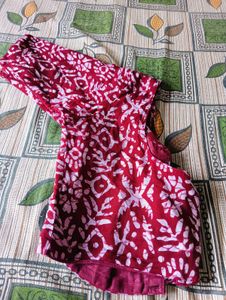 Red &amp; White Print Fabric With Blouse
