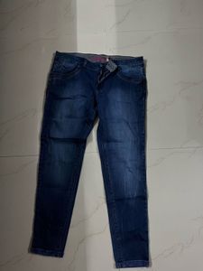 New Never Used Recap Navy Blue Jeans