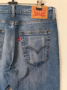 Levi’s Jeans