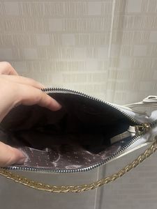 Chained SlingBag👌🏻SALE