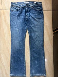 BOOTCUT JEANS