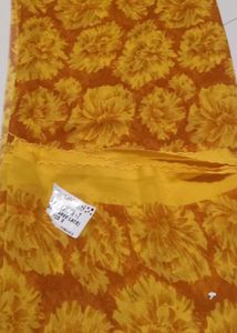 Daheliya Flower Print Saree With Blouse