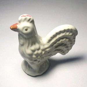 Ceramic Hen White Home Decor Showpiece 2 Pair