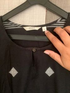 Max Brand Kurti